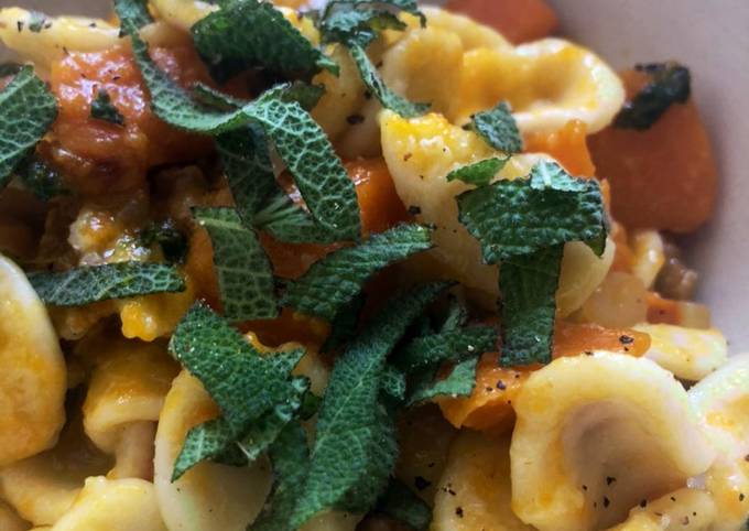 Squash and sage pasta - can be vegan