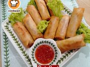 Gambar sosej dan kulit popia