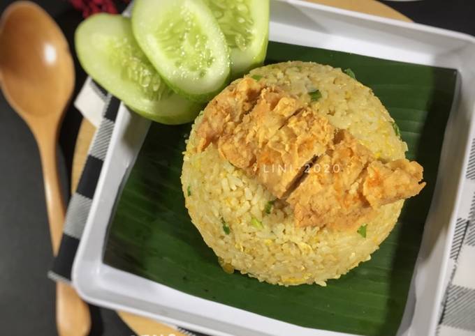 Nasi Goreng Cabe Ijo plus Chicken Katsu