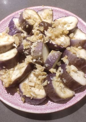A picture of Eggplant with Garlic.