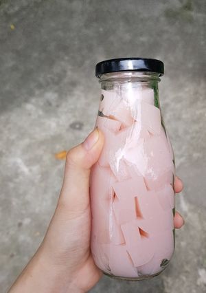 Hình của món Thạch sữa dâu siêu đơn giản.