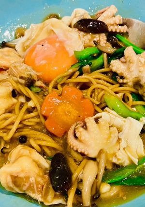 รูปของ สปาเกตตี้ราดหน้า+ไข่ออนเซน