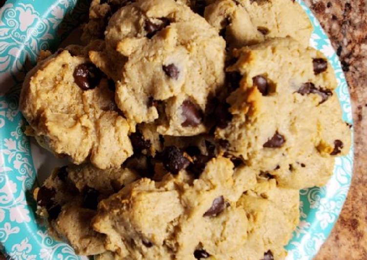 Simple Way to Make Quick SF, Gluten Free, Vegatarian, Cashew flour Choc. Chip cookies