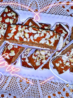 صورة لوصفة كروكي جزائري بحبيبات الشوكولاته و يقطع كمية كبيرة 😋