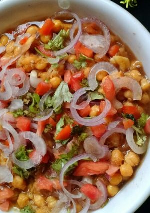 A picture of Chana chaat.