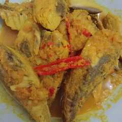 รูปของ Ikan Tongkol Bumbu Kuning Tanpa Santan