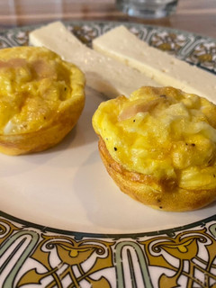 Una foto de Muffins de huevo