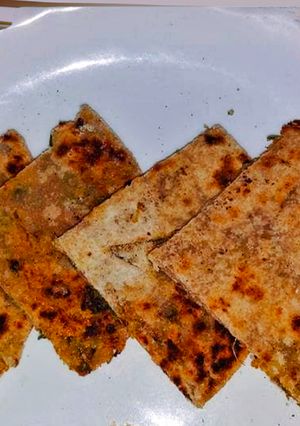 A picture of Oats Masala Paratha.