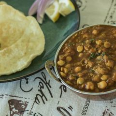 A picture of Chole bhature.