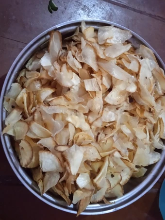 Cara Gampang Membikin Resep Kripik singkong renyah, gurih yang Lezat Sekali Anti Ribet, Mantap