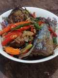 Oseng Tongkol Pedas Bumbu Iris