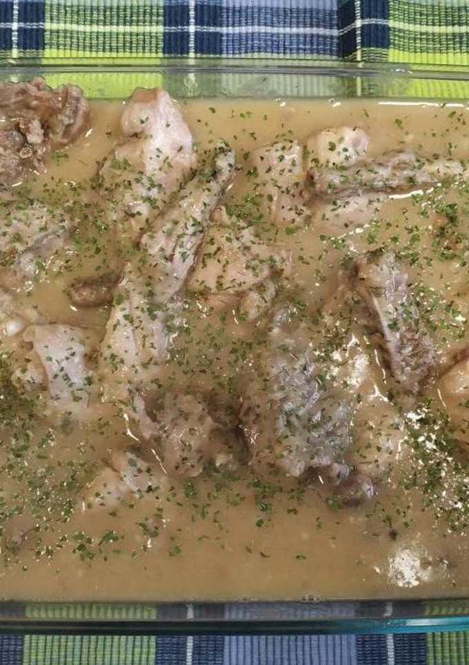 Una foto de Conejo guisado al ajillo Thermomix