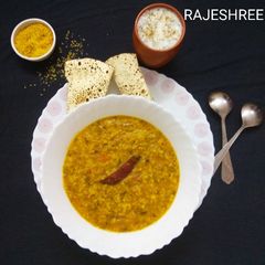 A picture of Mix Vegetable Fada Khichdi.