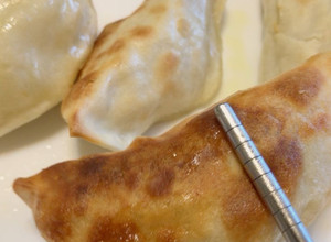 🥟氣炸鍋煎餃/氣炸冷凍水餃/氣炸鍋料理 的食譜成品照片