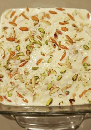 A picture of Rabdi Cake.