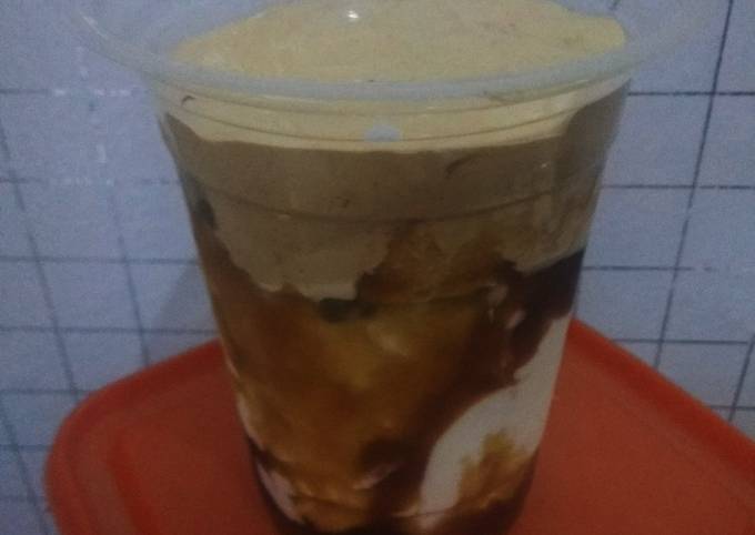 Bagaimana Membuat Brown Sugar Dalgona Coffee Anti Gagal
