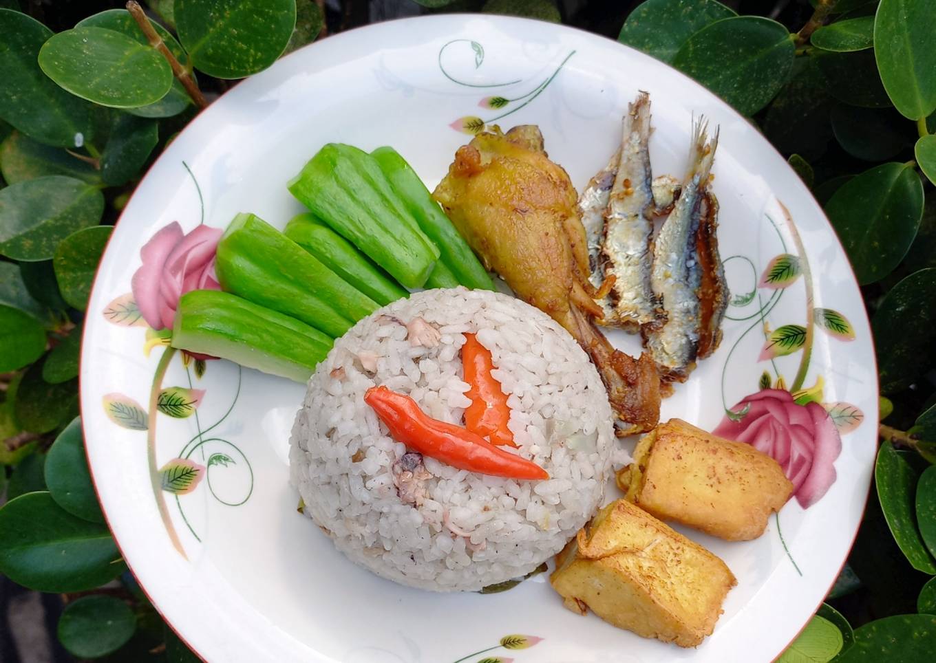 Bagaimana Menyiapkan Nasi Liwet yang Menggugah Selera