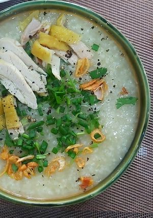 Hình của món Cháo gà dọn tủ lạnh.