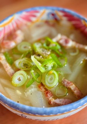 Hình của món Canh Bầu Nấu Thịt Lợn Muối.