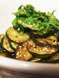 Sautéed zucchini (garnished with shiso leaves)