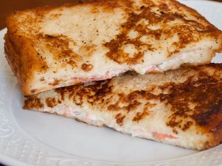 Croques-monsieur à la truite façon pain perdu