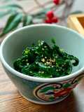 Japanese Moroheiya Salad