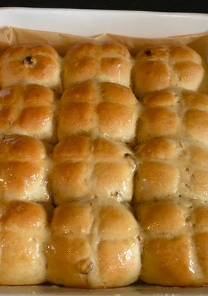 A picture of Hot cross buns:.