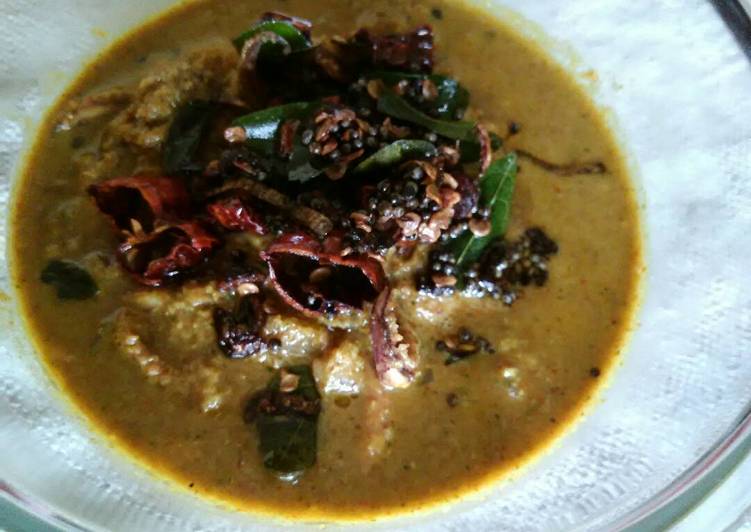 Recipe of Award-winning Squid heads in coconut gravy