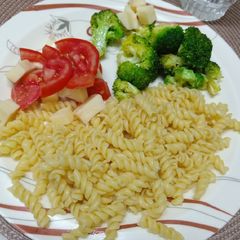 Broccoli n Pàsta cheese A picture of Broccoli n Pàsta cheese.