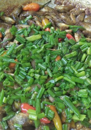 Hình của món Cá Rô Đồng Kho Nghệ (Cá Rô Binh Tích).
