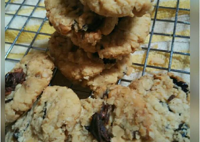 Kurma Cinnamon Oatmeal Cookies