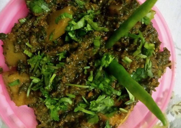 Steps to Prepare Award-winning Bathua and potato sabzi