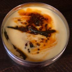 A picture of Rajasthani kadhi.