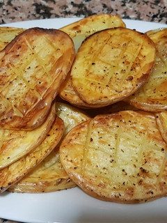 Una foto de Patatas asadas con ali-oli