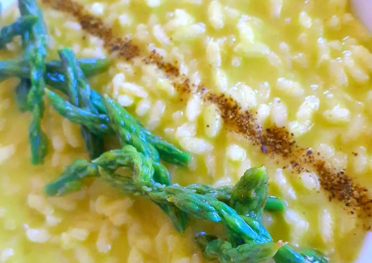 Risotto alla crema di asparagi