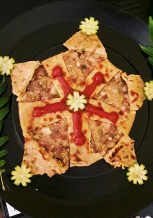A picture of Onion masala paratha.