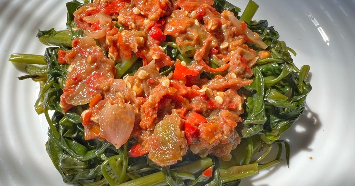 Kangkung Sambal Plecing (Plecing Kangkung)