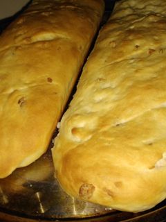 Una foto de Pan casero con chicharrón