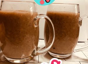 Una foto de Combinacíon, de quinua, avena, leche chocolatada