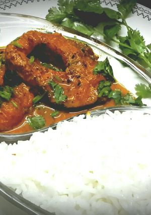 A picture of Rui Shorshe(Rohu fish in mustard paste).