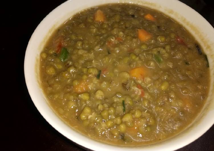 Recipe of Ultimate Ndengu (greengrams) curry