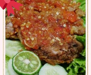 Cara Cepat Ayam Geprek jeruk limau pedas Enak Sederhana Cara Cepat Ayam Geprek jeruk limau pedas Enak Sederhana