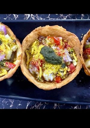 A picture of Katori chaat.