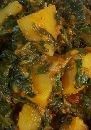 A picture of Easiest Palak Alu.