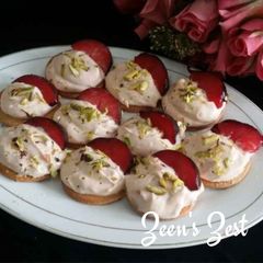 A picture of Plum Shrikhand Canapes.