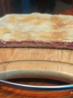 Una foto de Torta de salame