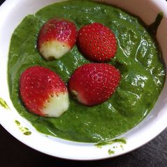 A picture of Strawberry coriander chutney.