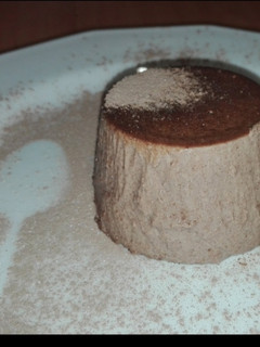 Una foto de Panacotta de chocolate
