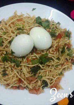 A picture of Egg Noodles in Chinese Style.