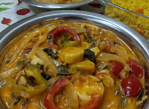 Foto de Moqueca Vegana de Palmito com Pirão de Legumes